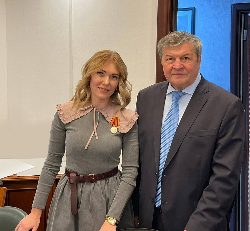 Директор фонда «Братское сердце» награждена медалью «Маршал Войск Связи Пересыпкин»