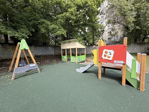 В Стахановском семейном центре открыли новую площадку